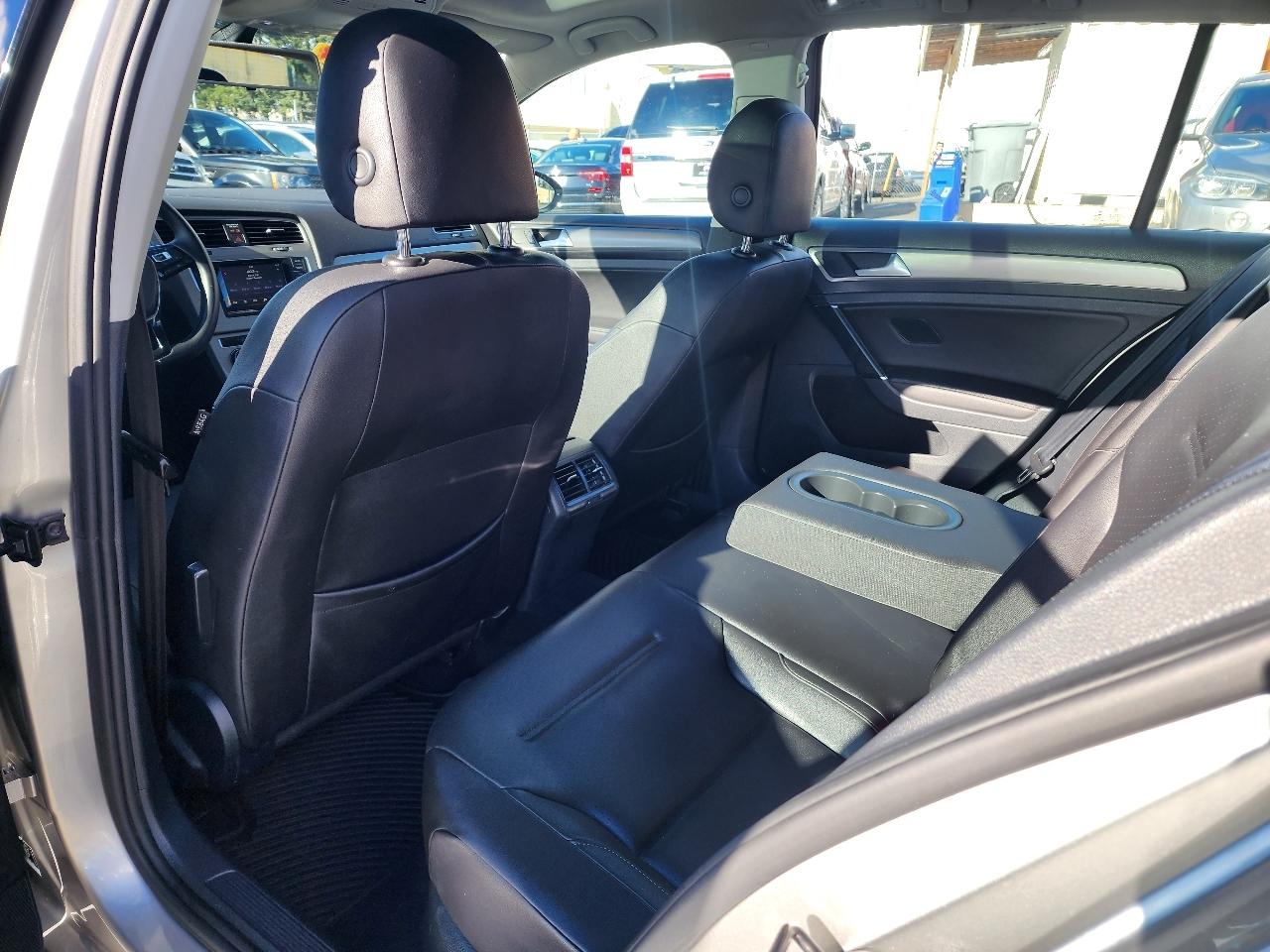 Volkswagen Golf SportWagen  2015