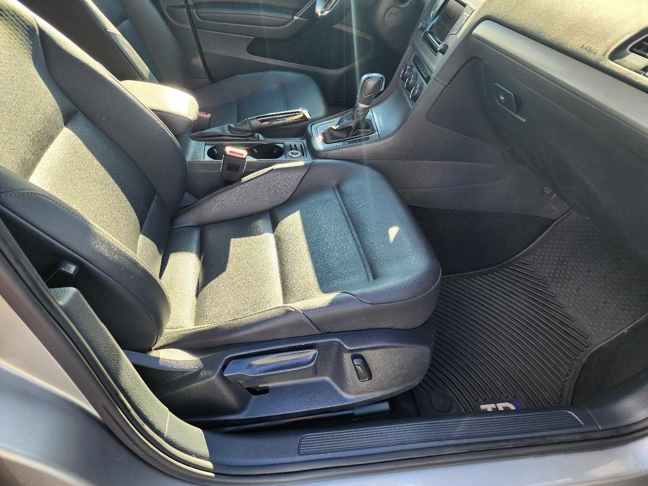 Volkswagen Golf SportWagen  2015