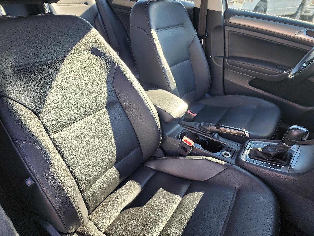 Volkswagen Golf SportWagen  2015