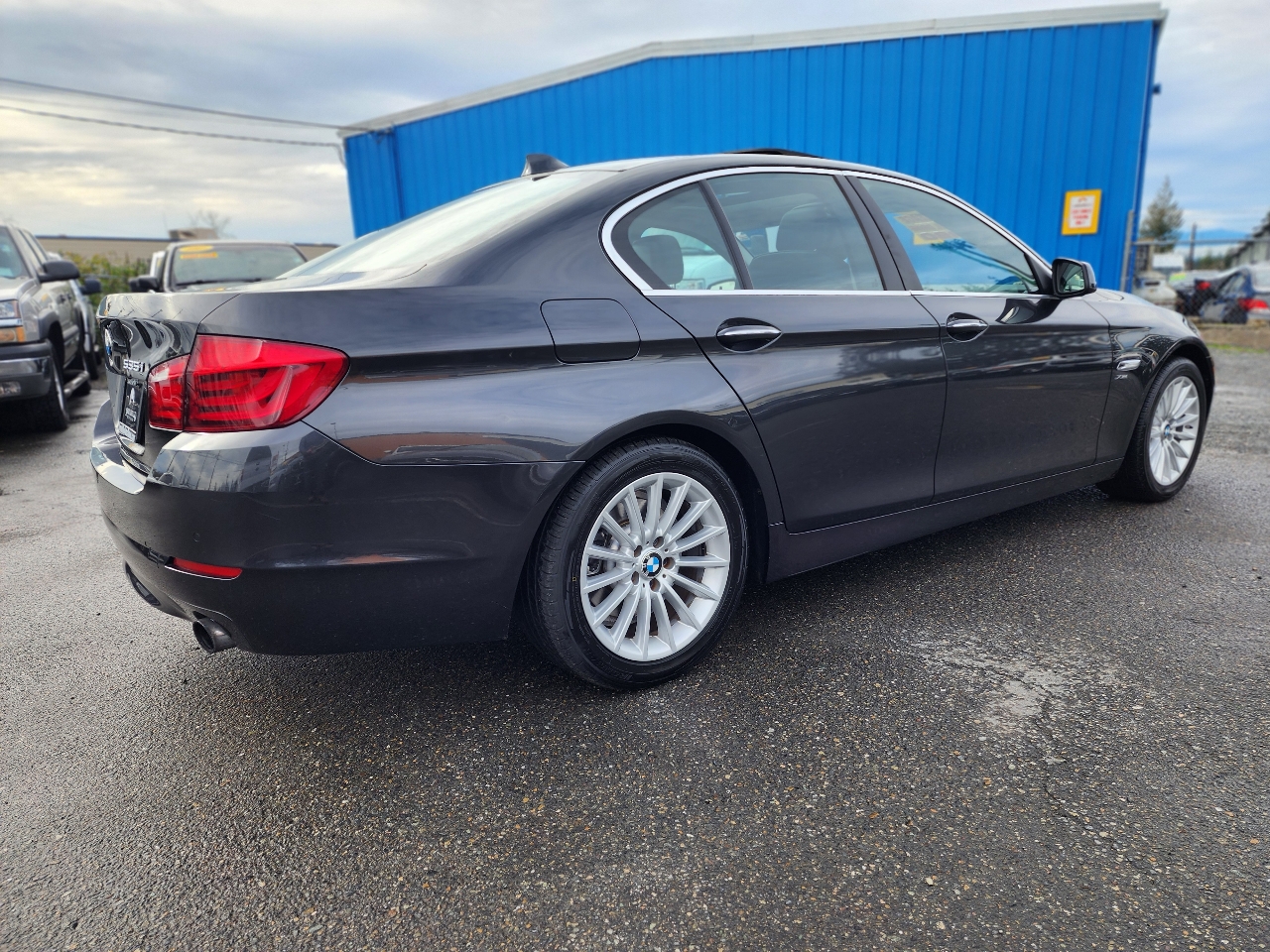 BMW 5 Series 4dr Sdn 535i xDrive AWD 2012