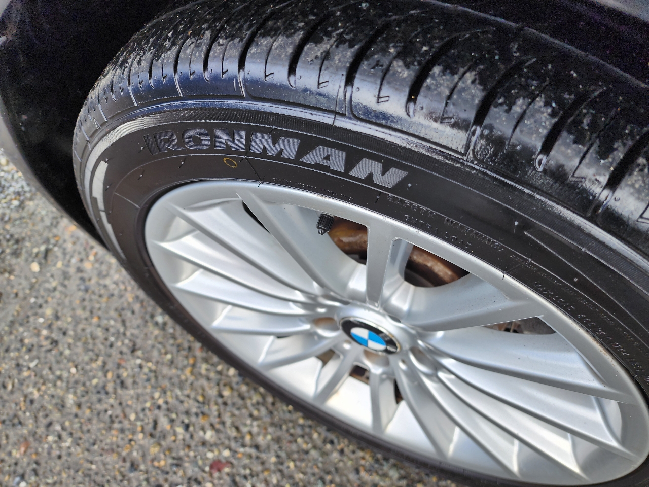 BMW 5 Series 4dr Sdn 535i xDrive AWD 2012