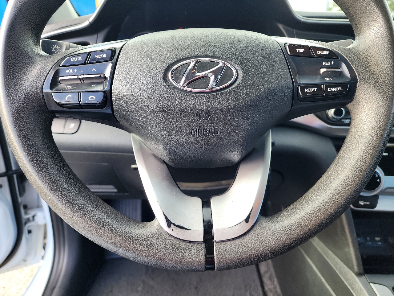 Hyundai Elantra SE 2019