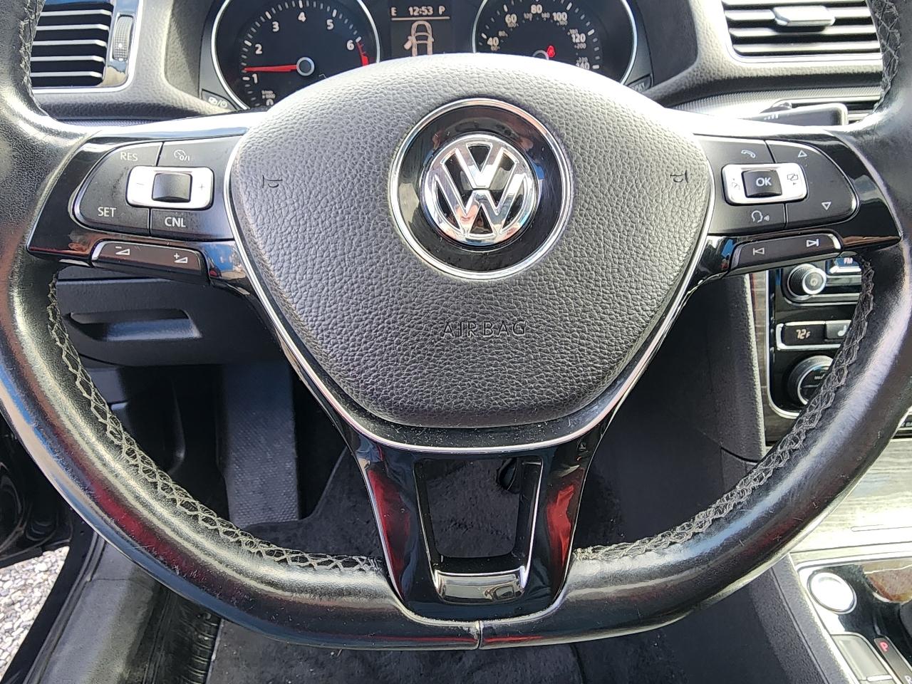 Volkswagen Passat  2017