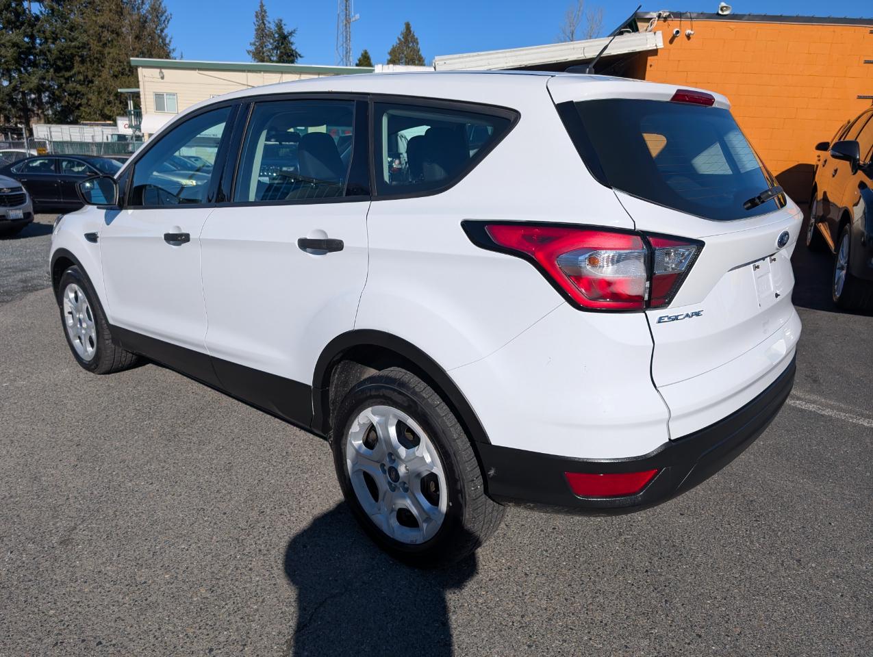Ford Escape S 2018