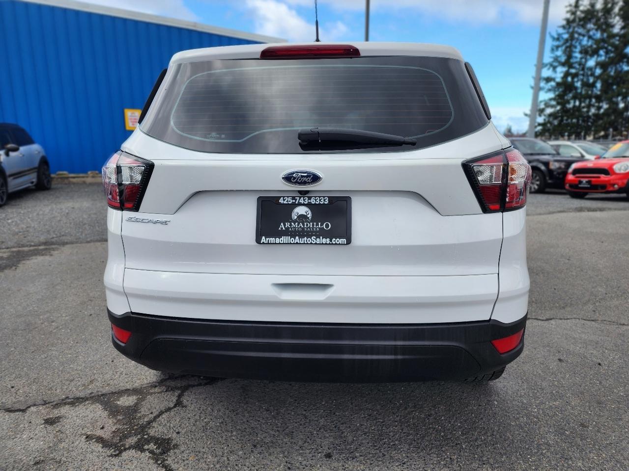 Ford Escape S 2018