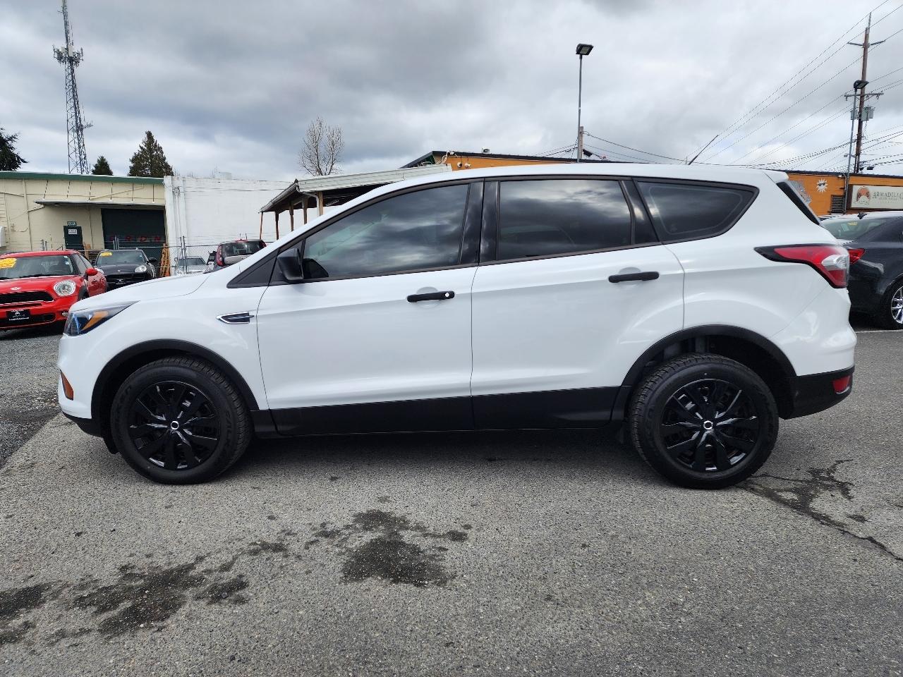 Ford Escape S 2018