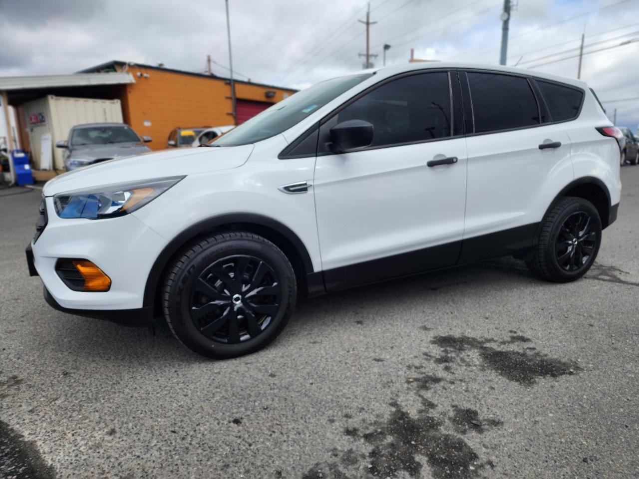 Ford Escape S 2018