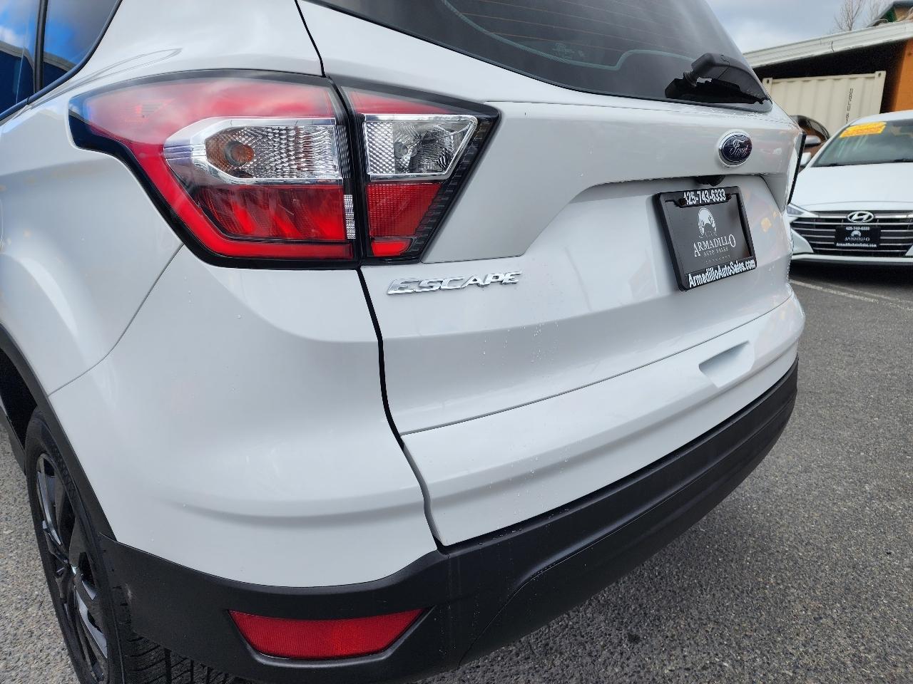 Ford Escape S 2018