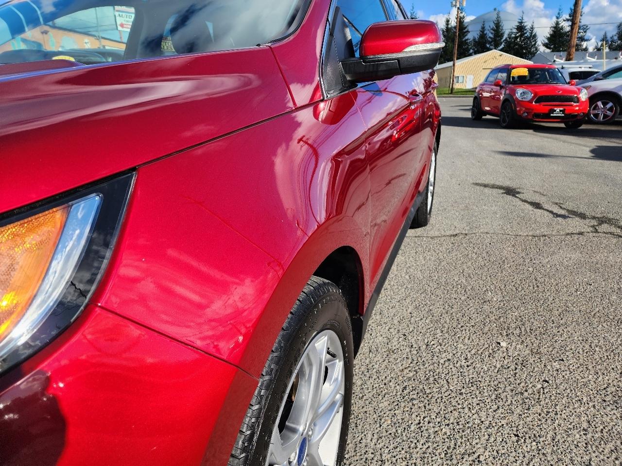 Ford Edge 4dr Titanium AWD 2016