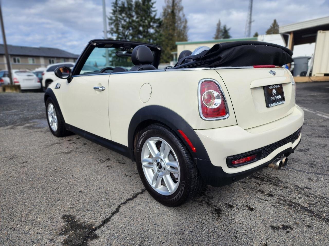 MINI Cooper S Convertible 2012