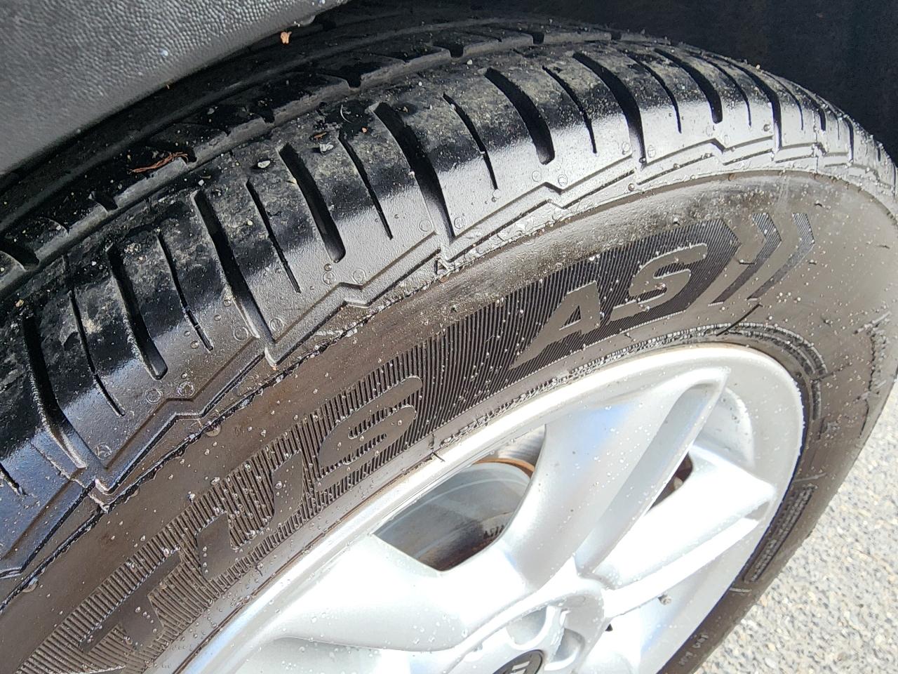 MINI Cooper S Convertible 2012