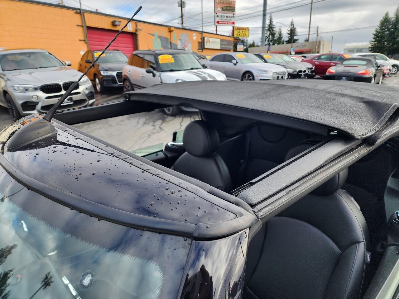 MINI Cooper S Convertible 2012