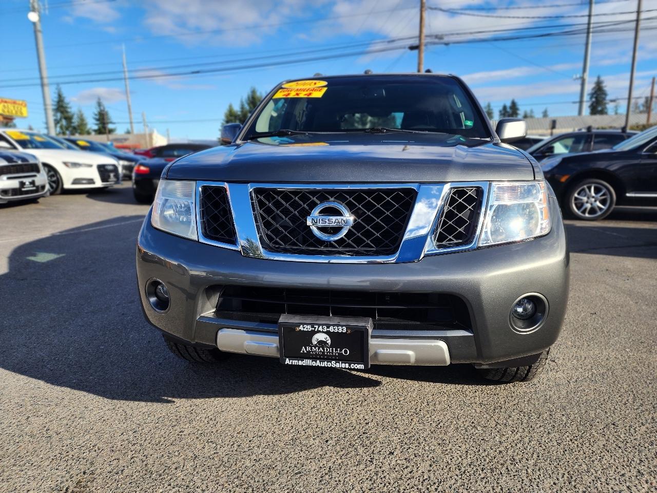 Nissan Pathfinder 4WD 4dr V8 LE 2008