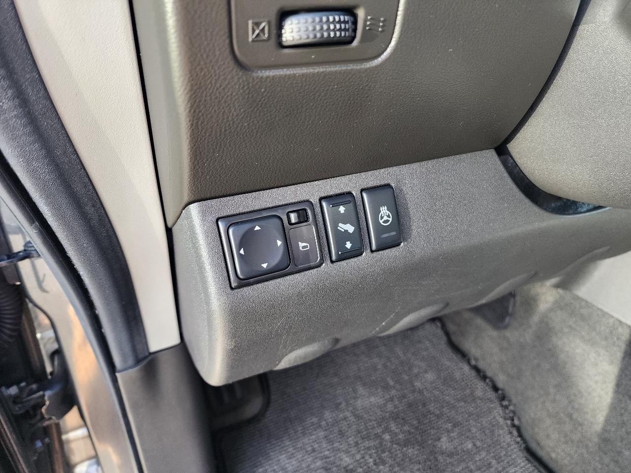 Nissan Pathfinder 4WD 4dr V8 LE 2008