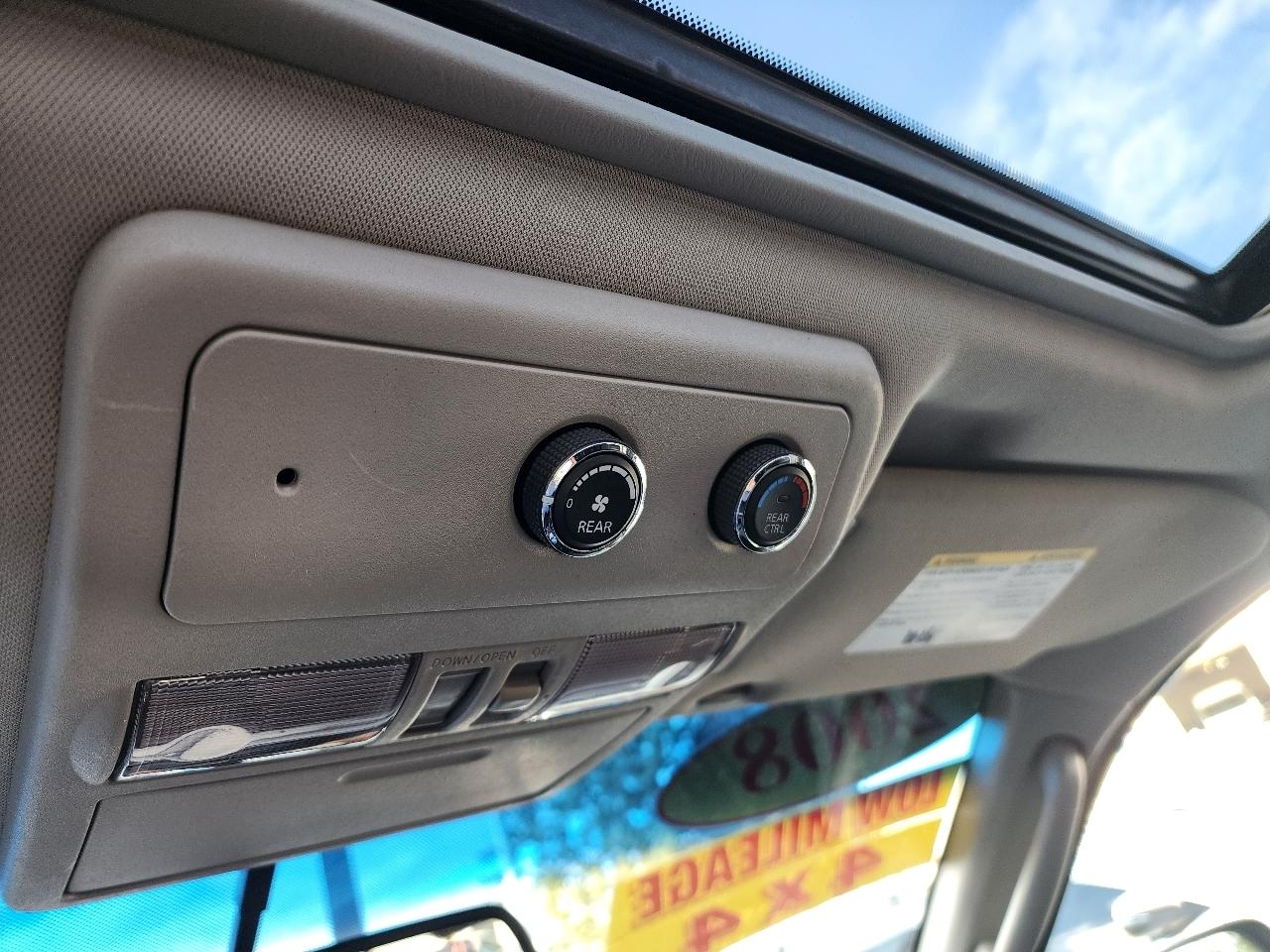 Nissan Pathfinder 4WD 4dr V8 LE 2008