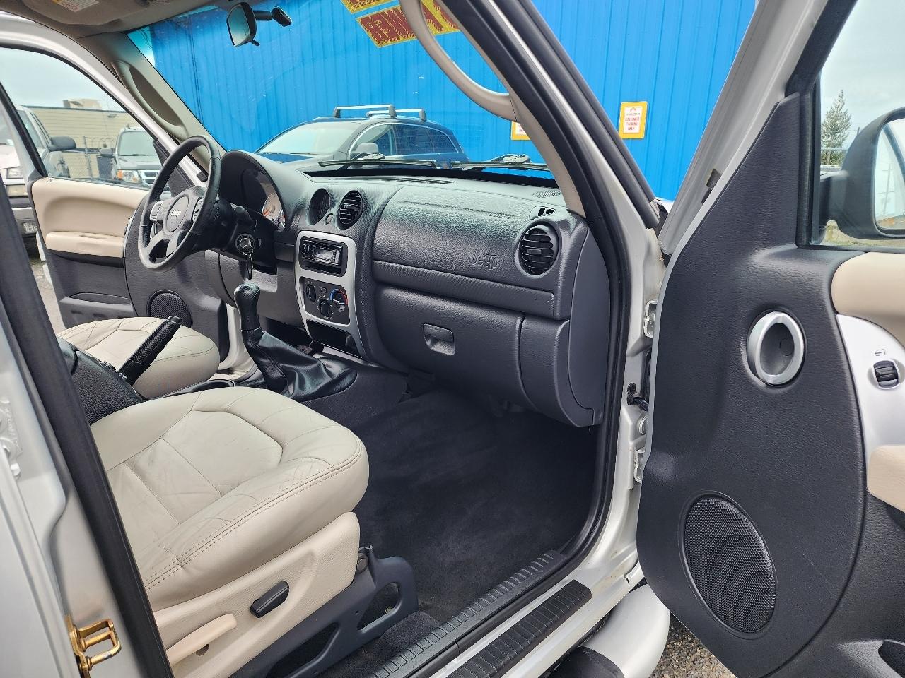 Jeep Liberty Renegade 2003