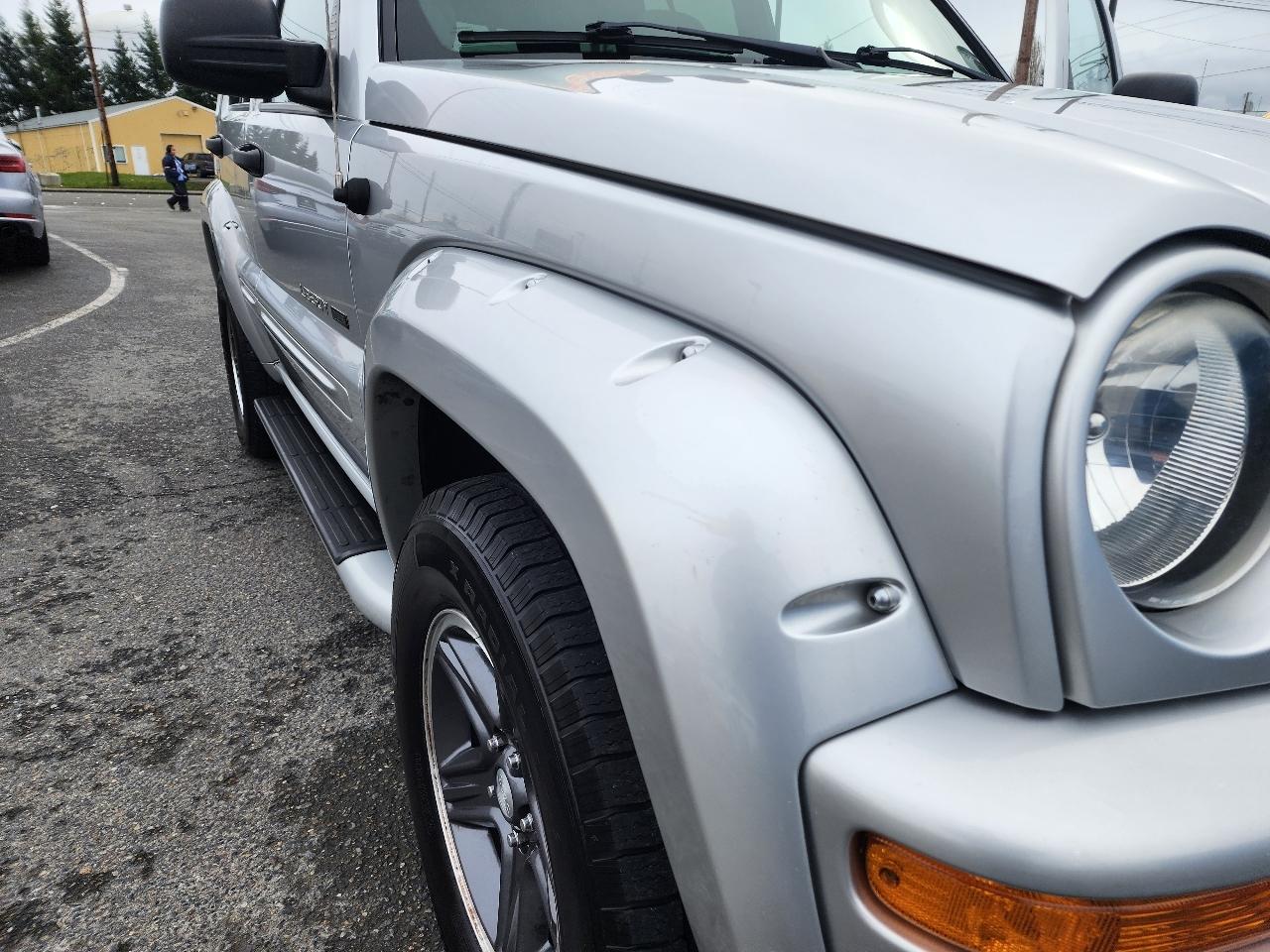 Jeep Liberty Renegade 2003