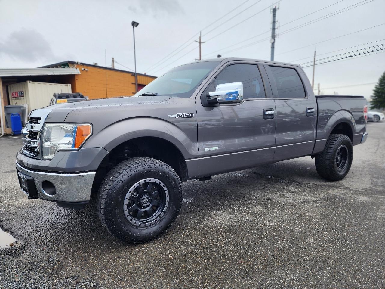 Ford F-150 XLT SuperCrew 4WD 2014