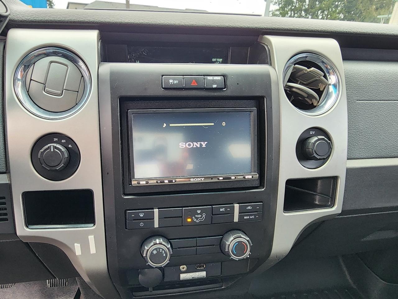 Ford F-150 XLT SuperCrew 4WD 2014