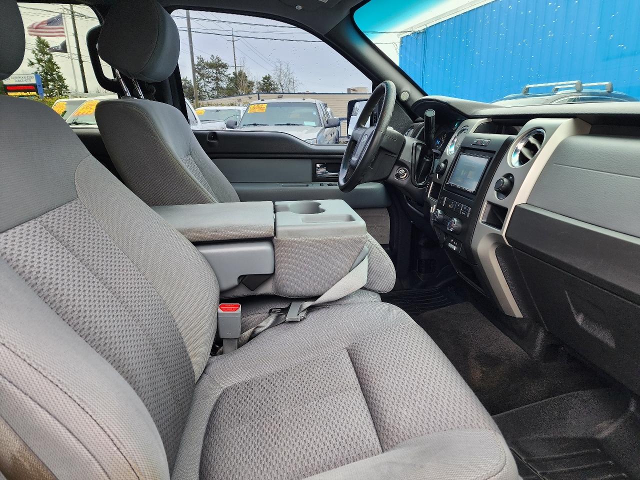 Ford F-150 XLT SuperCrew 4WD 2014