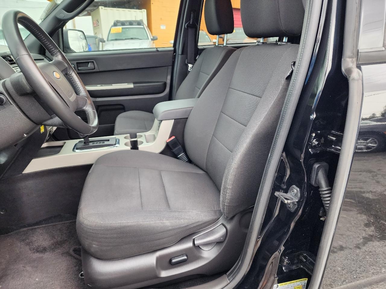 Ford Escape XLT 4WD 2010