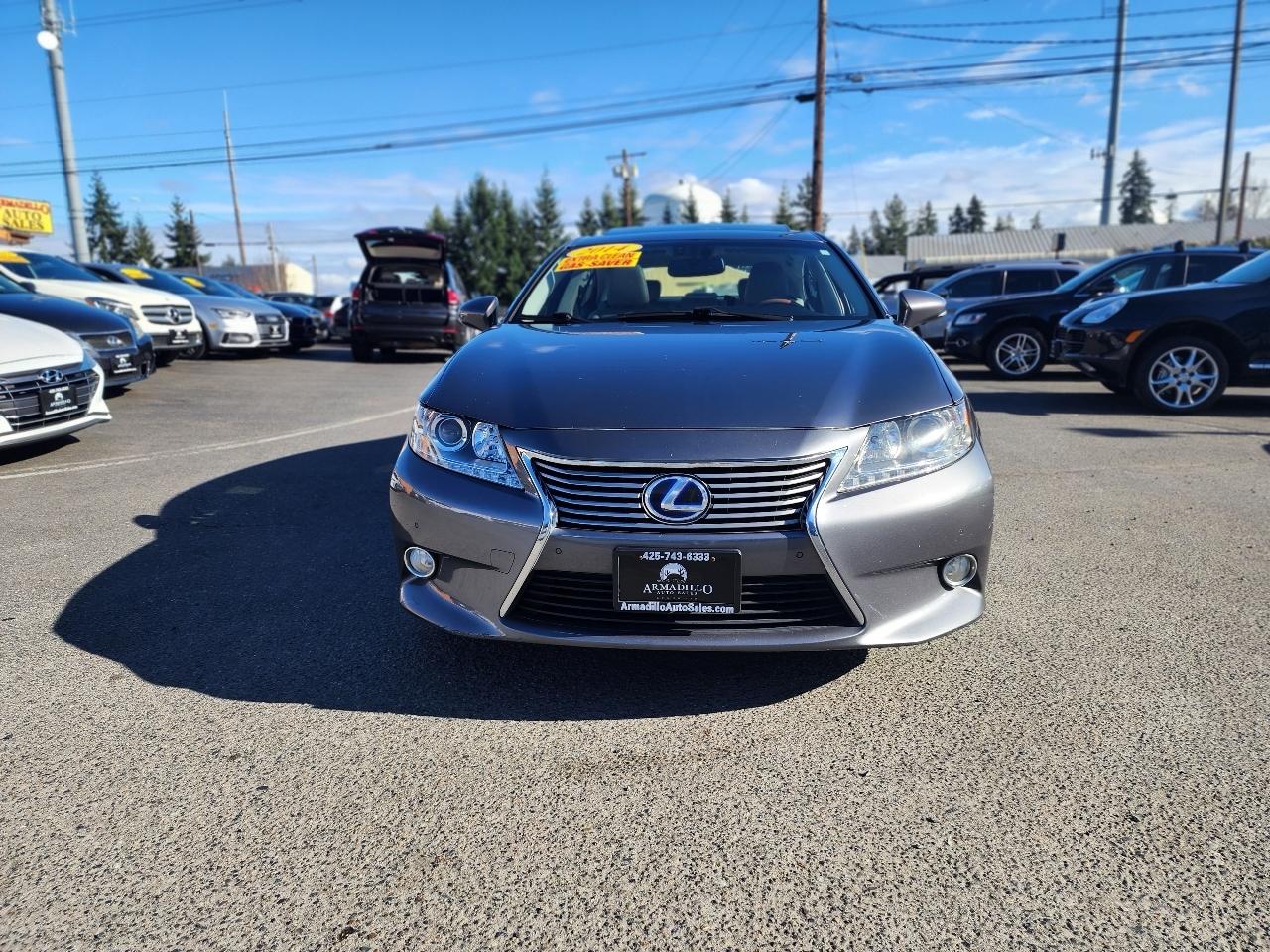 Lexus ES 300h 4dr Sdn Hybrid 2014
