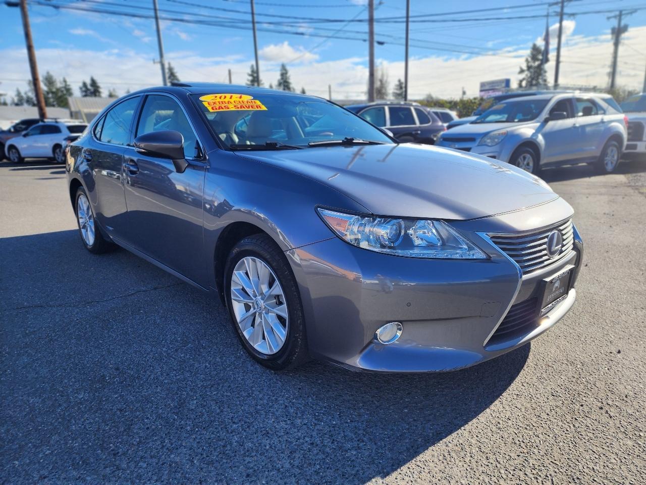 Lexus ES 300h 4dr Sdn Hybrid 2014