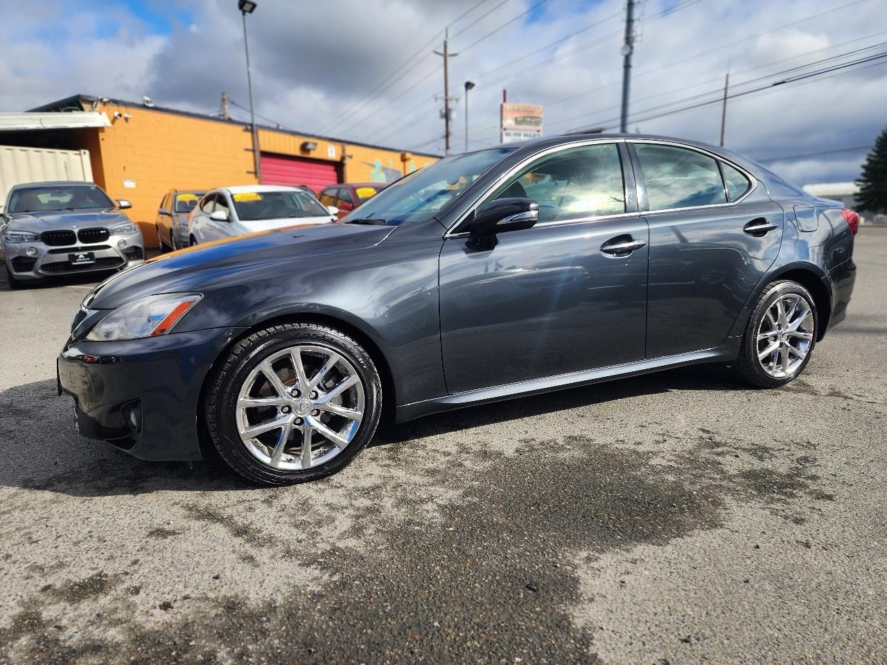 Lexus IS 250 4dr Sport Sdn Man RWD 2011