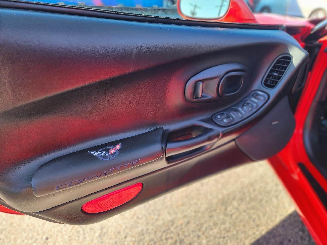 Chevrolet Corvette Coupe 2002