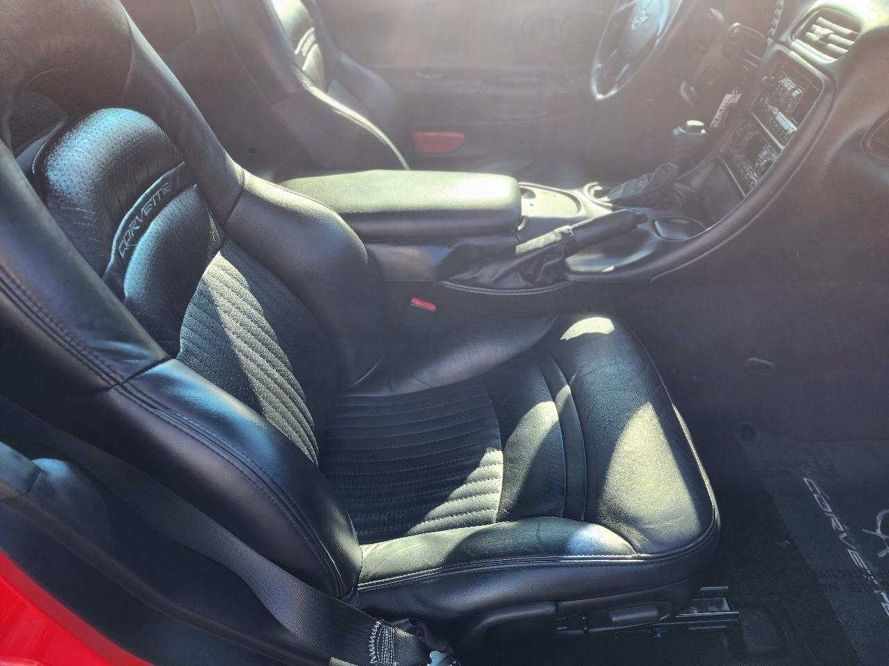 Chevrolet Corvette Coupe 2002