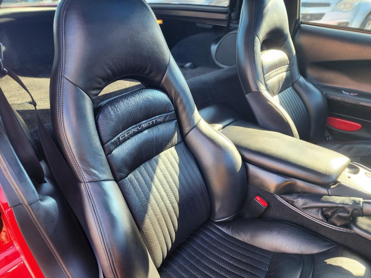 Chevrolet Corvette Coupe 2002