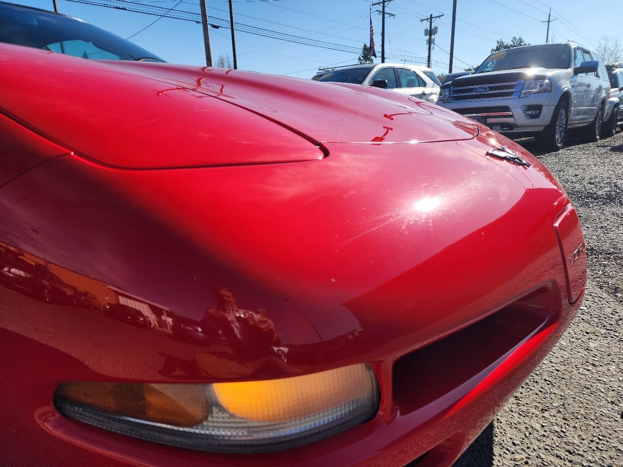 Chevrolet Corvette Coupe 2002