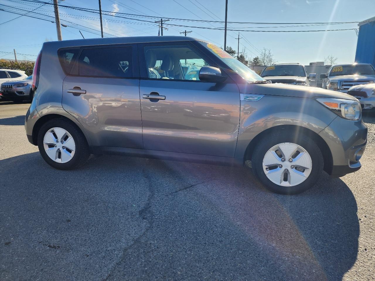 Kia Soul EV  2016