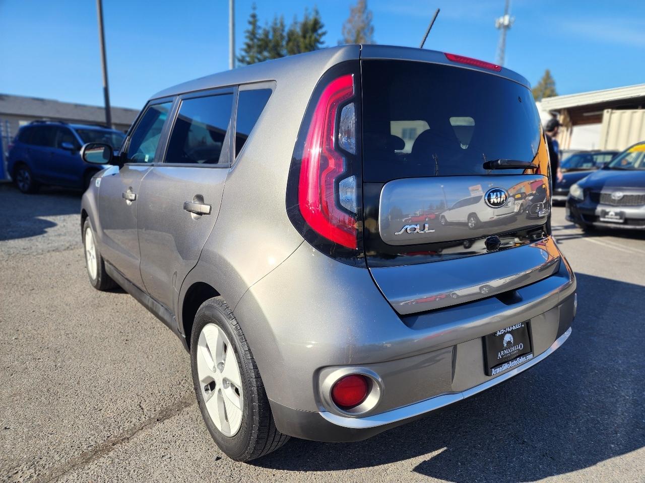 Kia Soul EV  2016