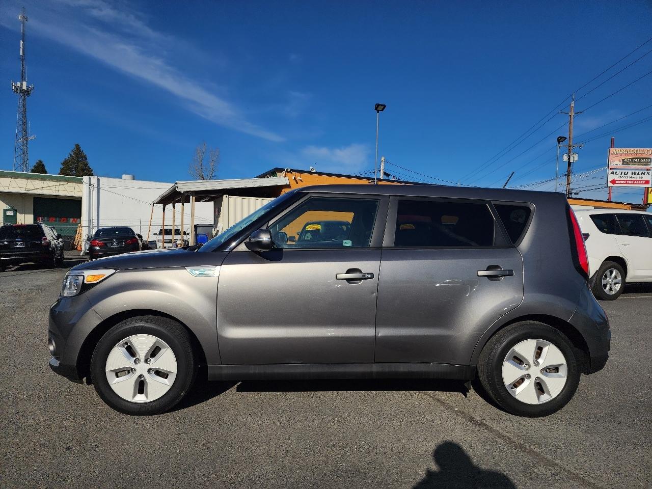 Kia Soul EV  2016