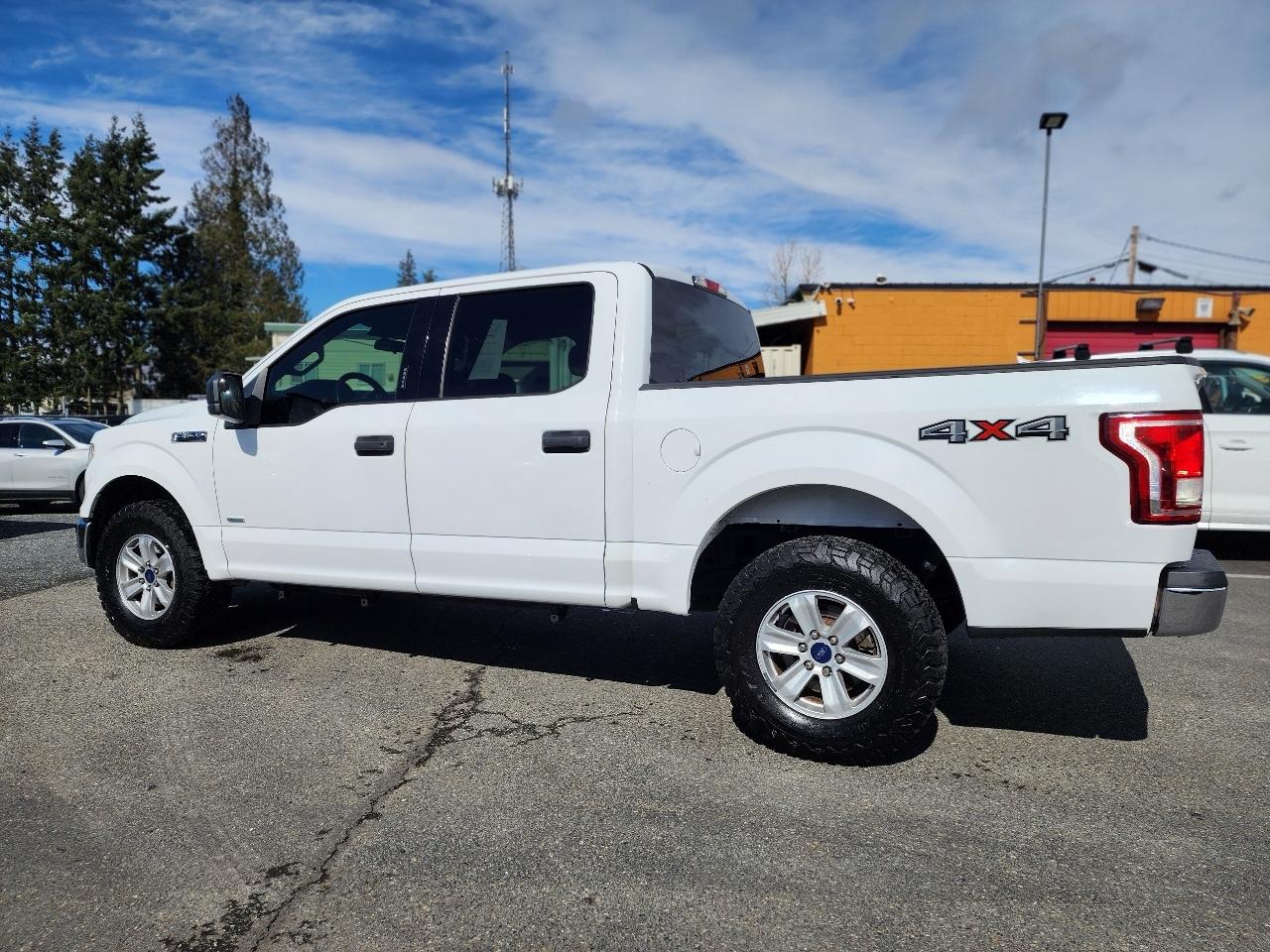 Ford F-150 Lariat 4WD SuperCrew 5.5' Box 2017