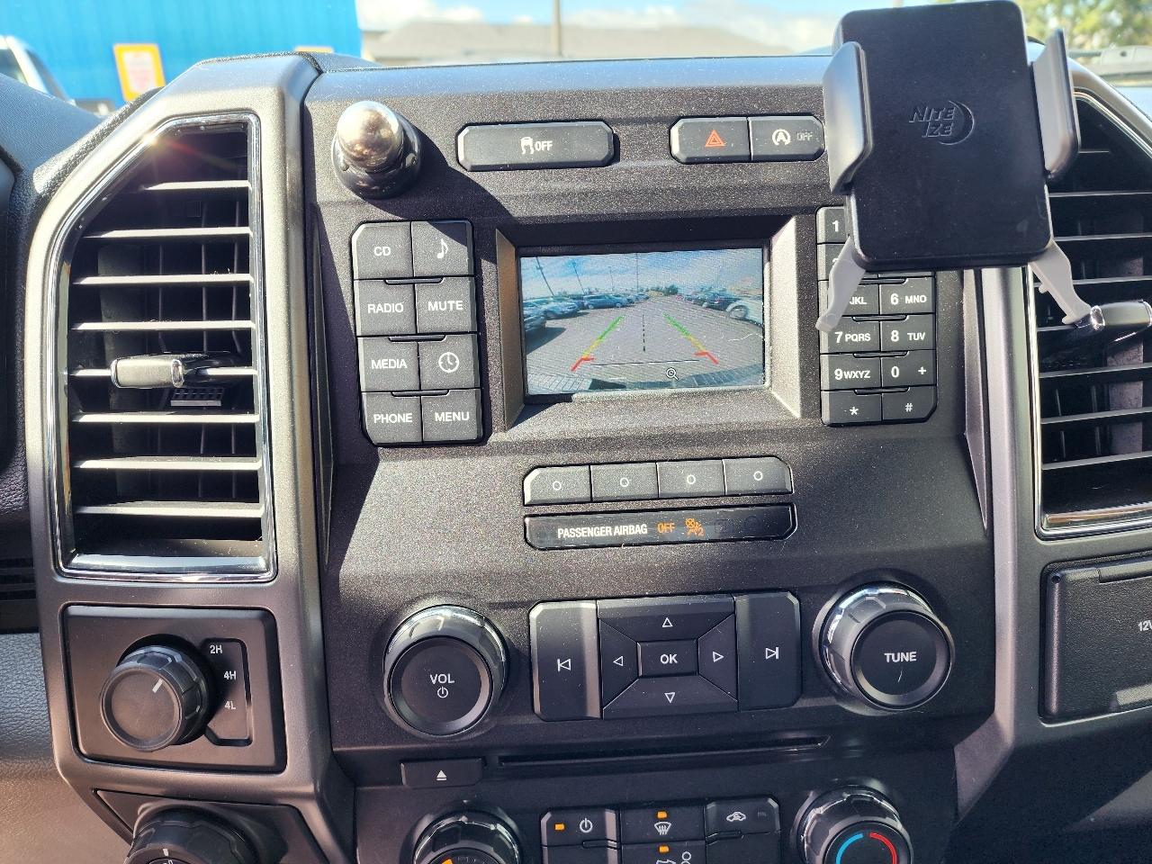 Ford F-150 Lariat 4WD SuperCrew 5.5' Box 2017