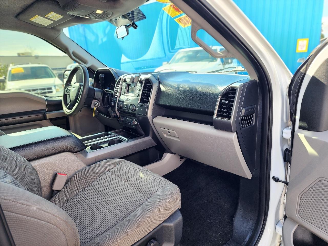 Ford F-150 Lariat 4WD SuperCrew 5.5' Box 2017