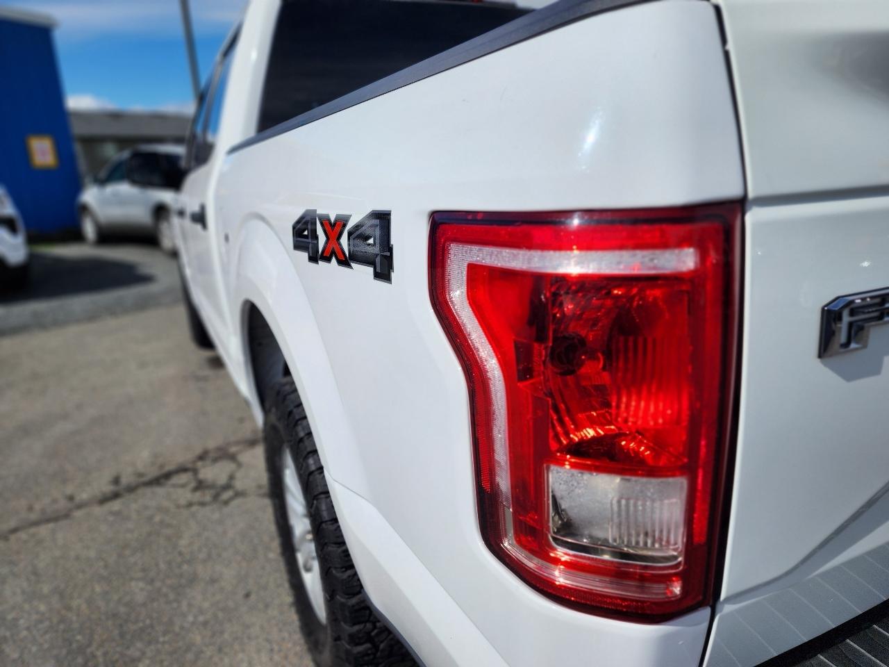 Ford F-150 Lariat 4WD SuperCrew 5.5' Box 2017