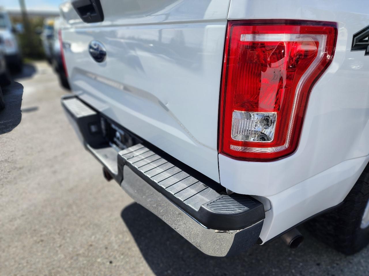 Ford F-150 Lariat 4WD SuperCrew 5.5' Box 2017