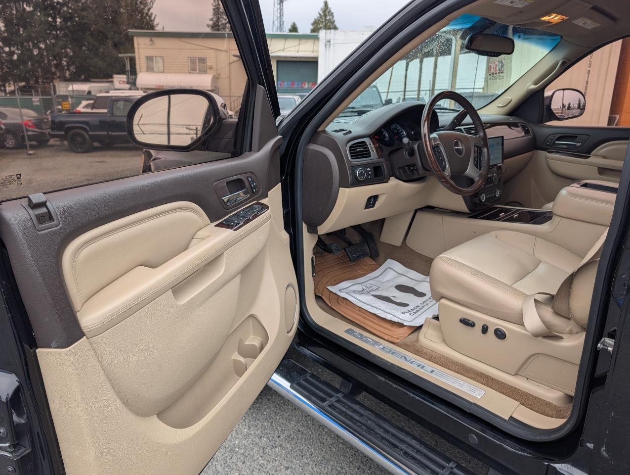 GMC Sierra 1500 Denali Crew Cab 4WD 2011