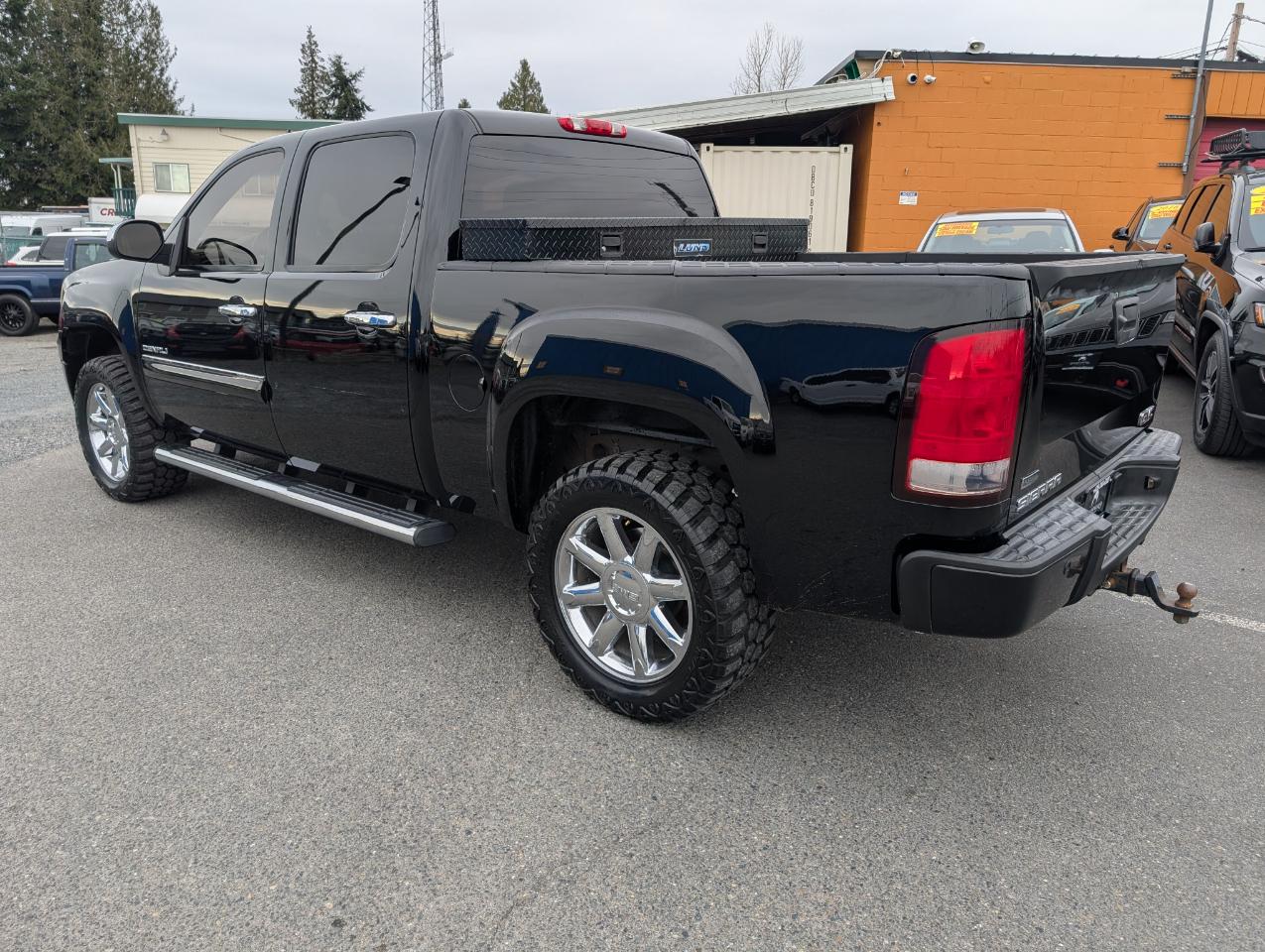 GMC Sierra 1500 Denali Crew Cab 4WD 2011