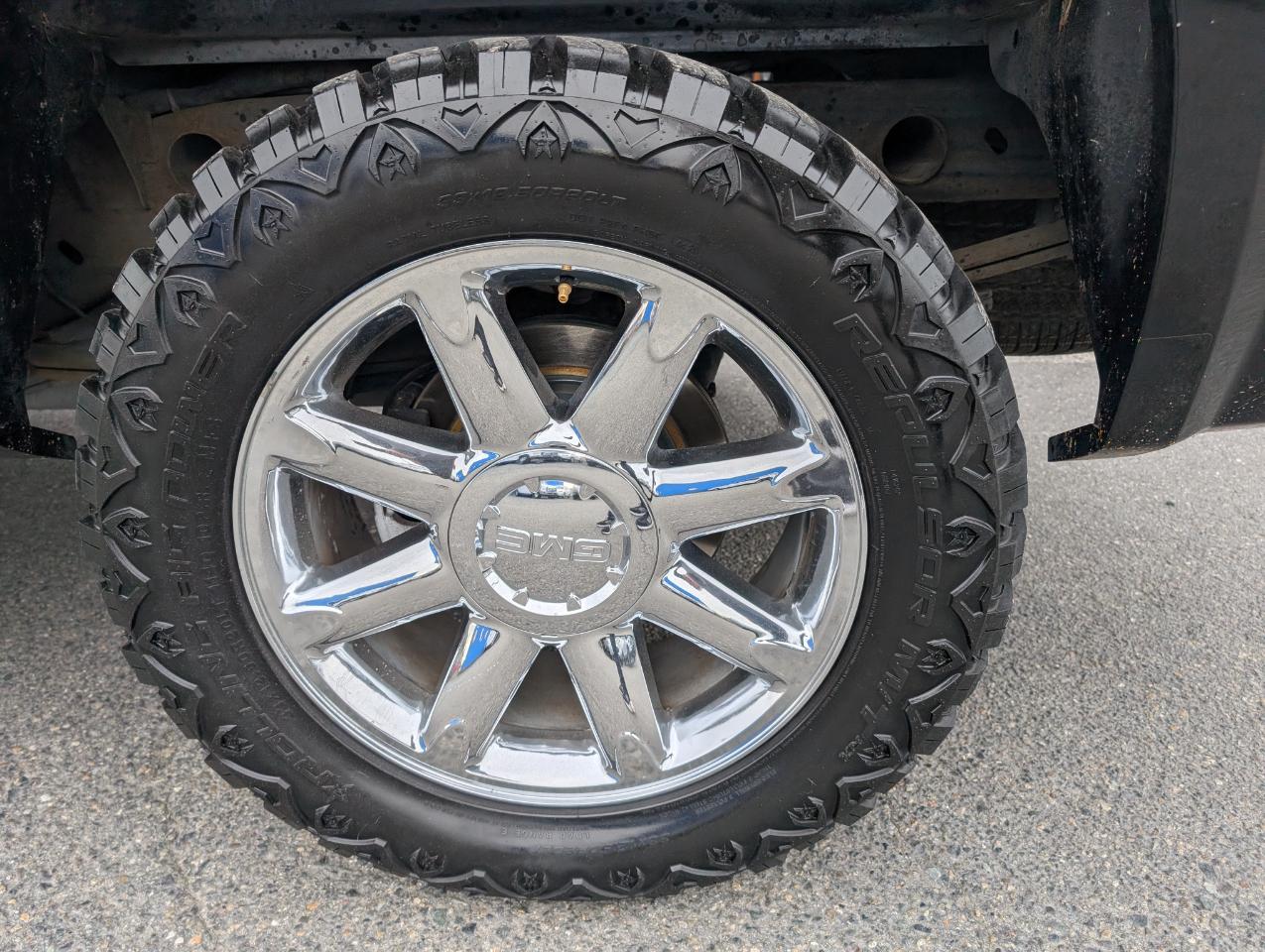 GMC Sierra 1500 Denali Crew Cab 4WD 2011