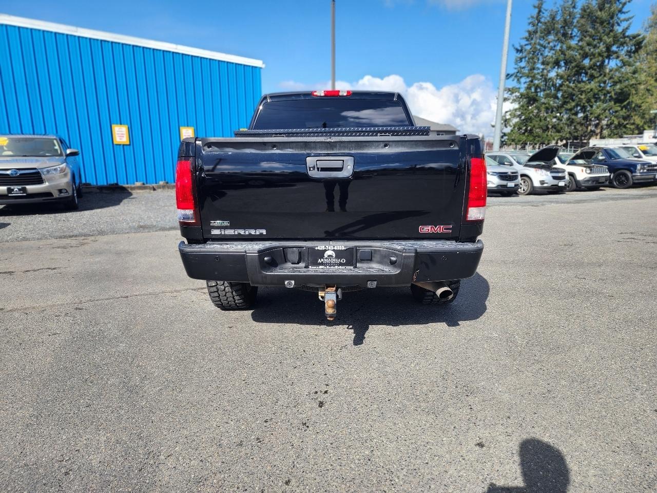 GMC Sierra 1500 Denali Crew Cab 4WD 2011