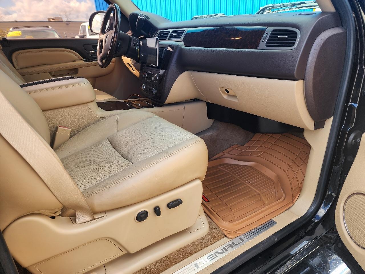 GMC Sierra 1500 Denali Crew Cab 4WD 2011