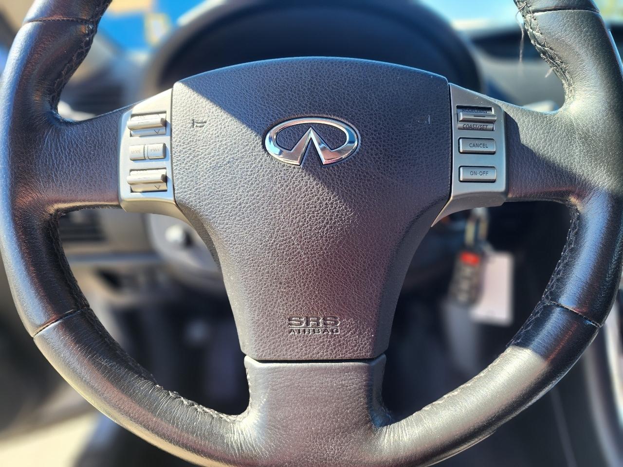 Infiniti G35 Sedan  2005