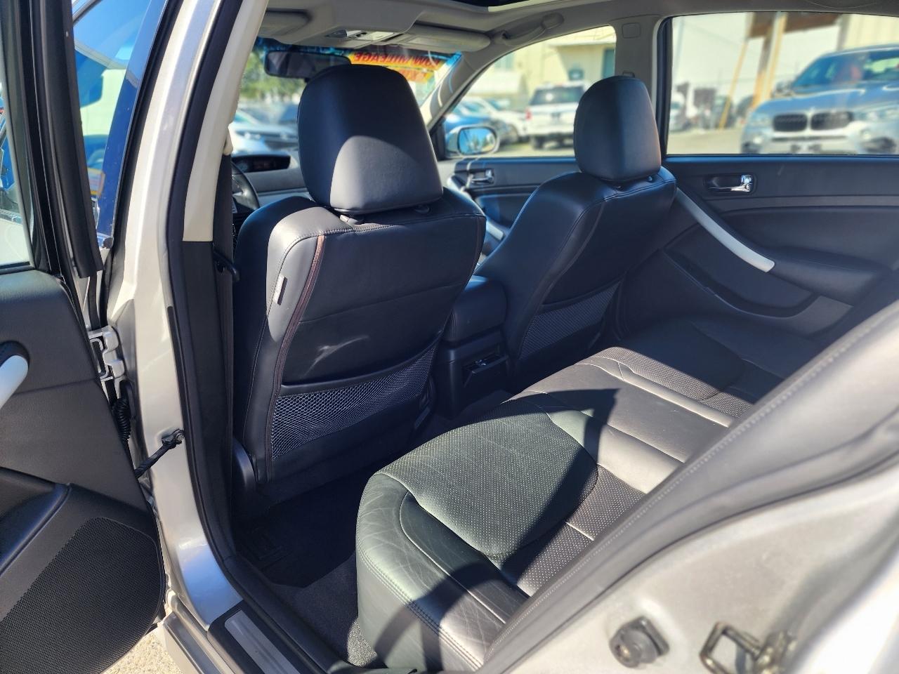 Infiniti G35 Sedan  2005