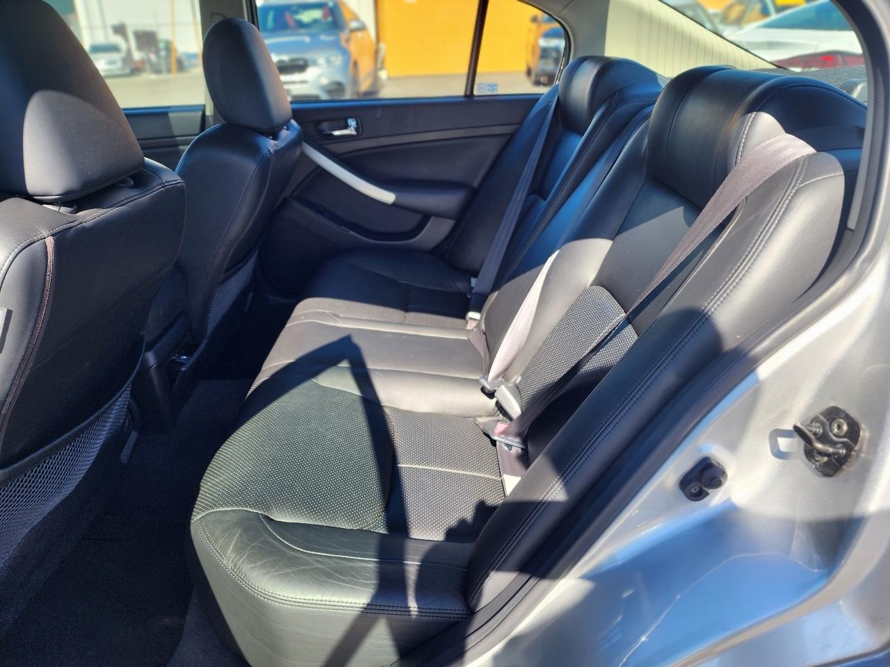 Infiniti G35 Sedan  2005