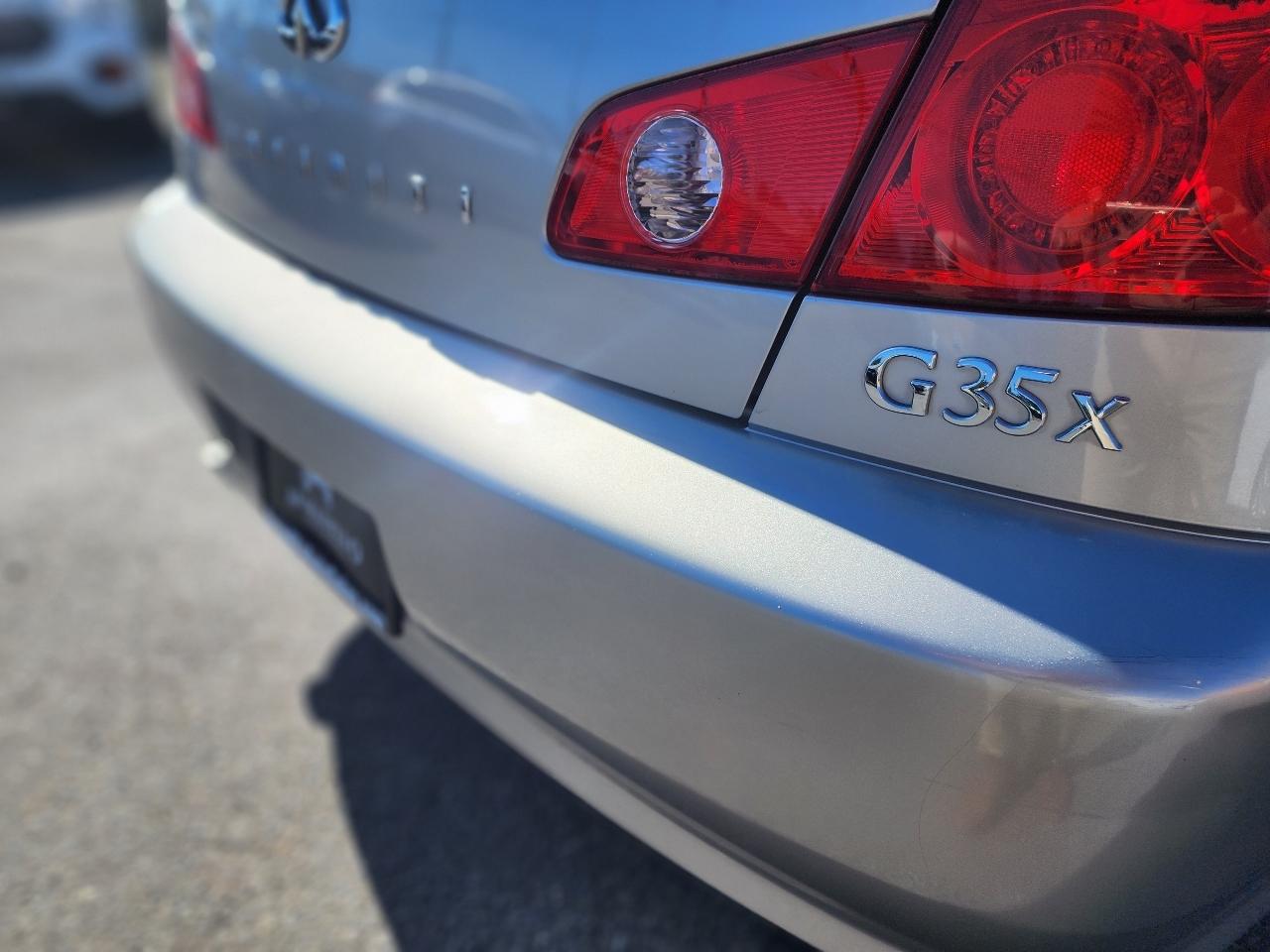 Infiniti G35 Sedan  2005