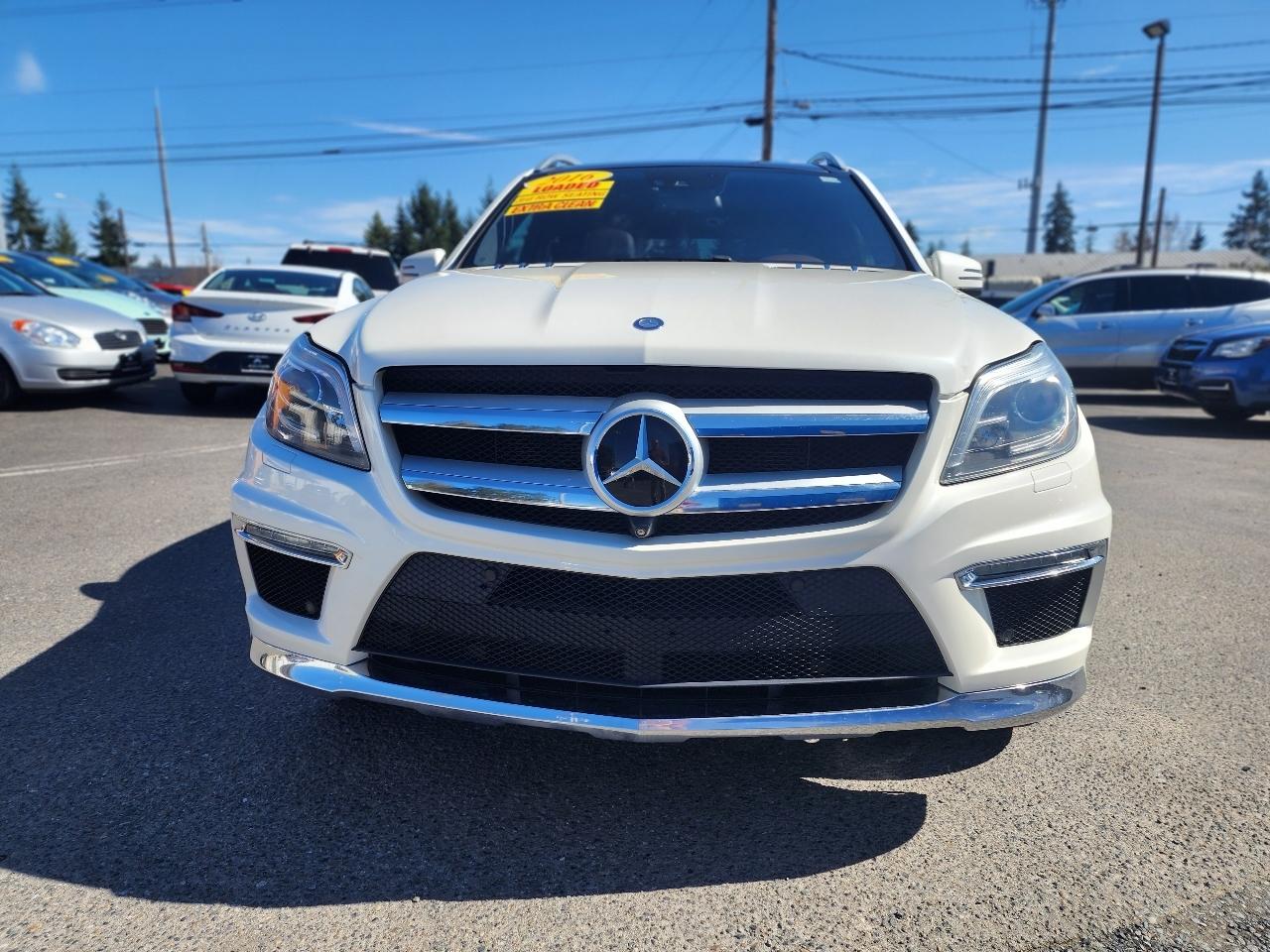 Mercedes-Benz GL 4MATIC 4dr GL 550 2016